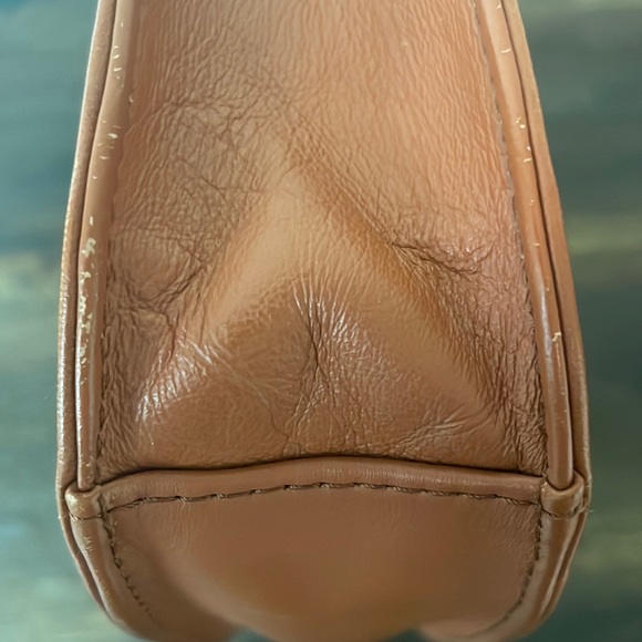 Lo & Sons Waverly 2 - Large in Sienna - Picture 4 of 7